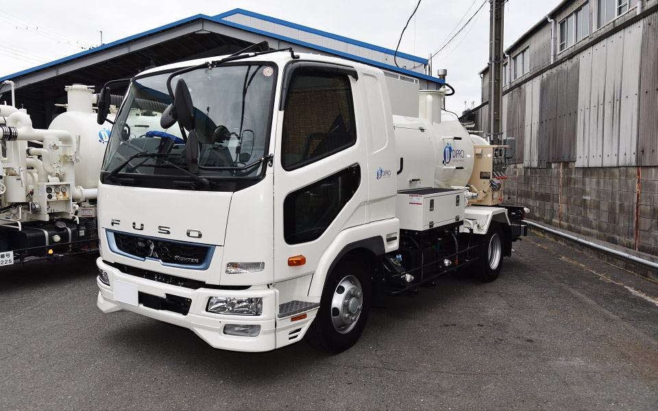 高圧洗浄車4トン